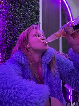 AnastasiaAniess webcam