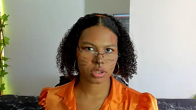 tatianasquirthot webcam