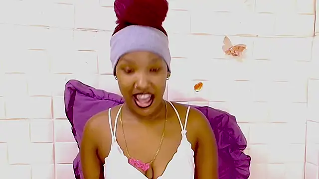 EroticSexyPrada webcam