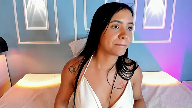 Agatha_Zc_ webcam