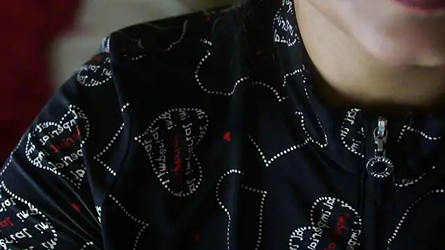 -AyeshaSinghania- webcam