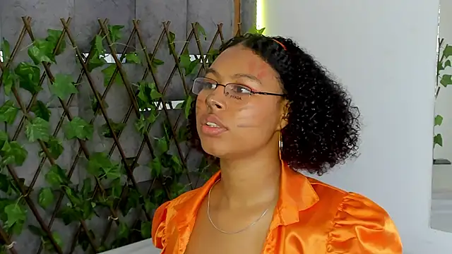 tatianasquirthot webcam