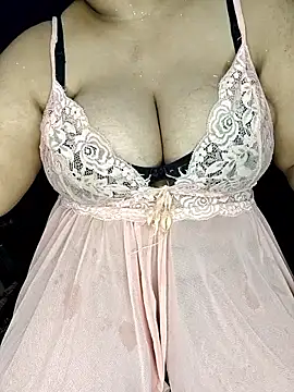 Curvy_Pooja webcam
