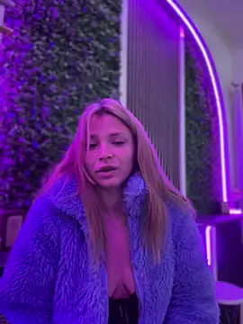 AnastasiaAniess webcam