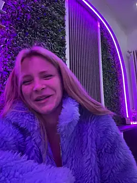 AnastasiaAniess webcam