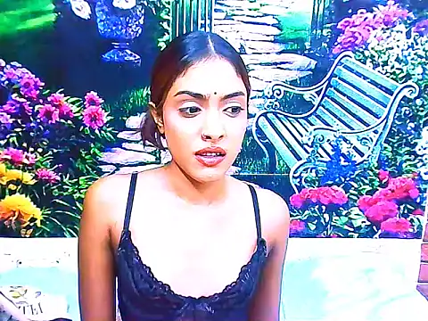 IndianPretty14u2Luv webcam