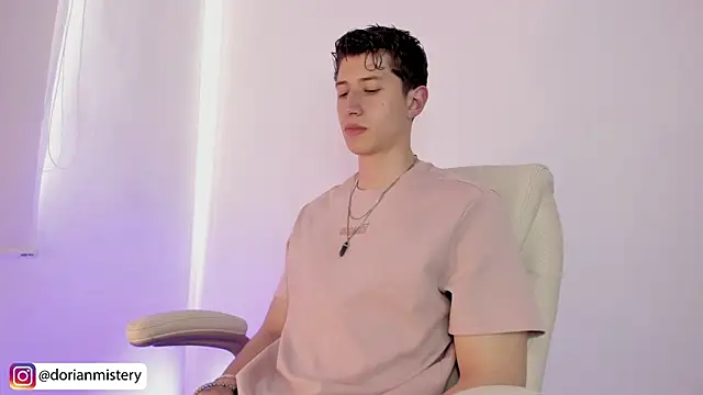 Dorianmistery2322_ webcam