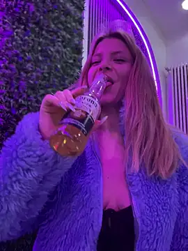 AnastasiaAniess webcam