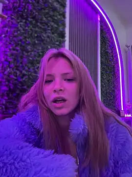 AnastasiaAniess live sex cam