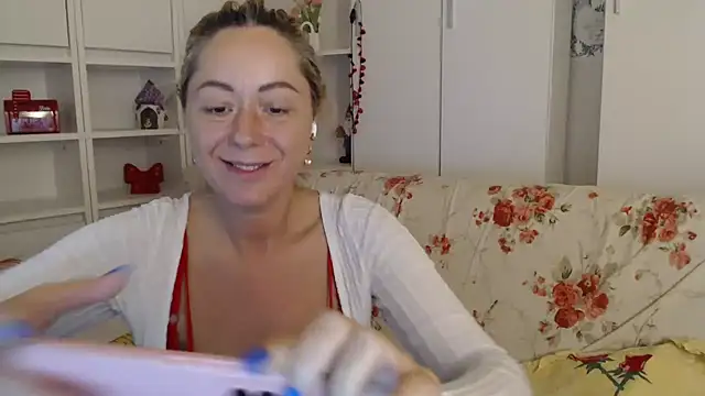 _karolynesyera_ webcam