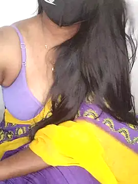 Webcam Model (Tamil_Azhaghi)  is live.Free join now!