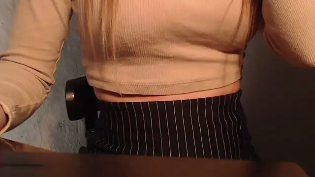 charm__me - Charm__me's free webcam - UK Sex Cams