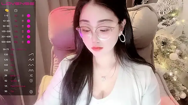 Monica-666888- webcam