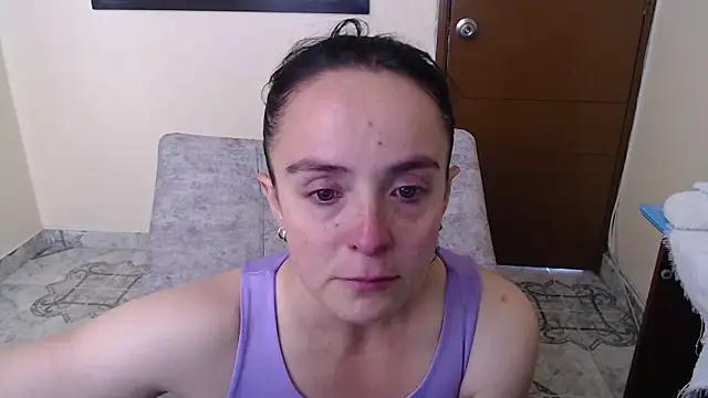 antara_hotgirl webcam