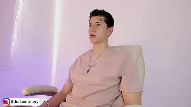 Dorianmistery2322_ webcam