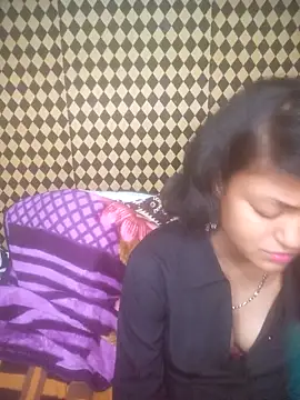 Freakingromance webcam