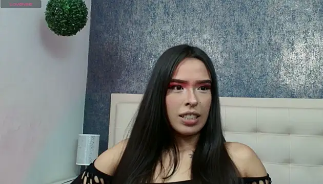 Cloeandtyfanny webcam