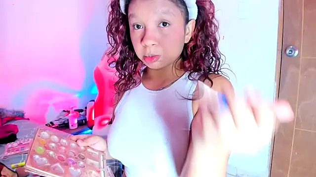 Emily_Coper18 webcam