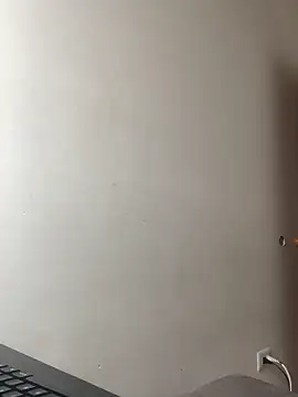 julianlondo111 webcam