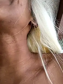 Jasmine_FullsShine webcam