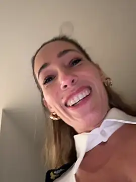 sweetalegra_ (F milf) - Your dick in my mouth+LT CTRL🕹️