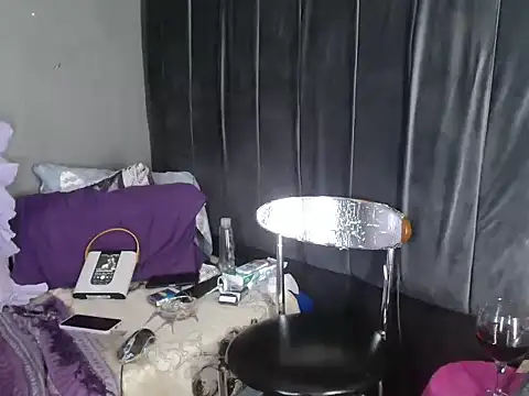 Sexy_Doll_xXx webcam