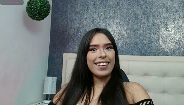 Cloeandtyfanny webcam