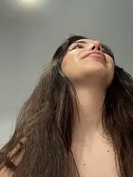 SabrinaDellyn webcam