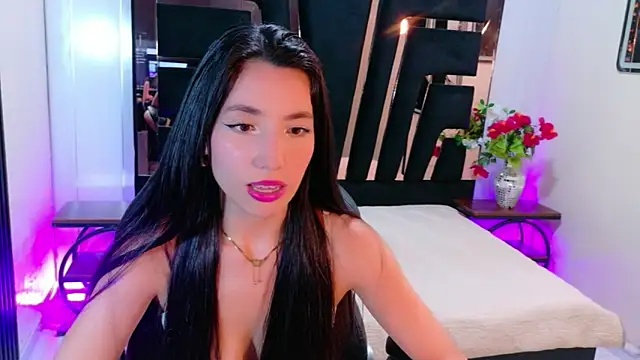 MiaLovelyn webcam