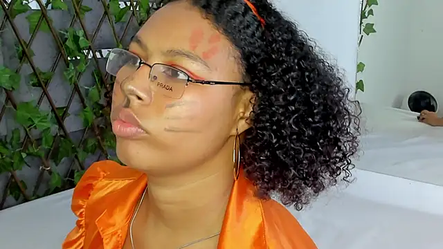 tatianasquirthot webcam