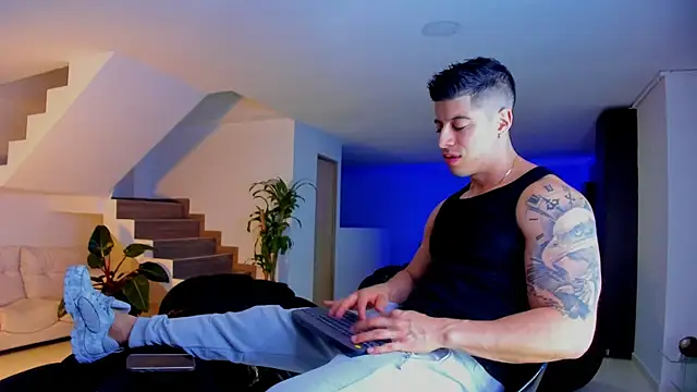 Lukas_Green webcam