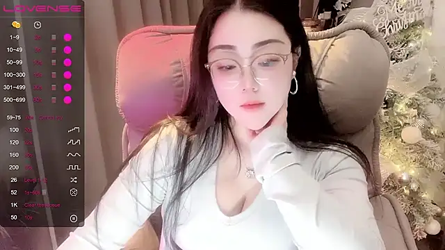 Monica-666888- webcam