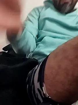 hairyandbigmann webcam