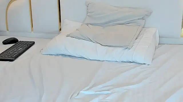 naughtyrose_vc webcam