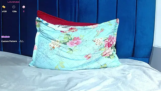 Bombom_brown1 webcam