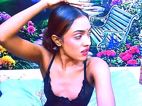 IndianPretty14u2Luv webcam