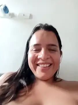 Julieth_hot-69 webcam