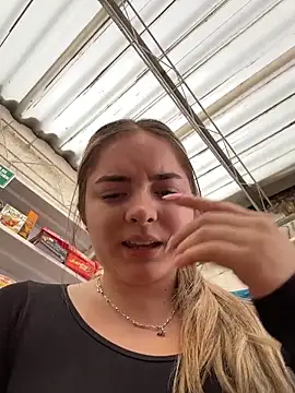 imlindapink live sex cam