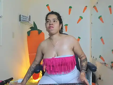 alexa-cooper- webcam stripchat model stream image