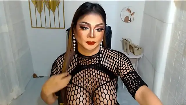 SelfsuckerQueenAmanda webcam