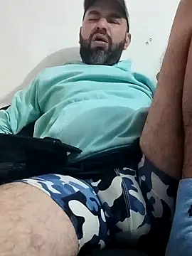 hairyandbigmann webcam