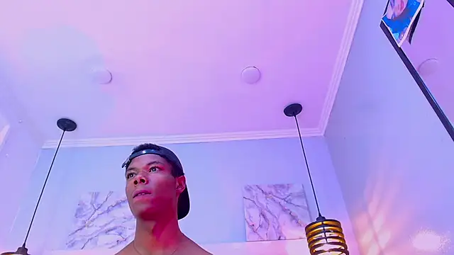 santiago_ortiz_ - Santiago_Ortiz_'s free webcam - UK Sex Cams