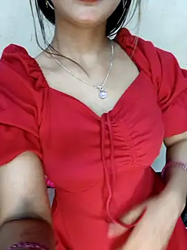 Webcam Model (xpihu)  is live.Free join now!