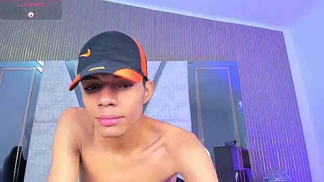 candyandmarilyn live sex cam