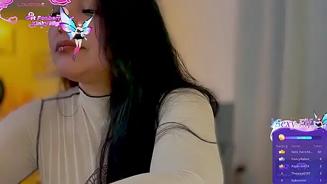 MarcellaGriffin webcam