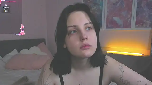 hey_tessa webcam