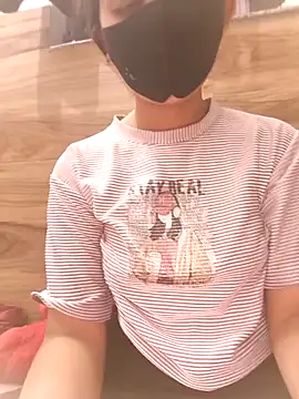 Webcam Model (kinsu4763)  is live.Free join now!