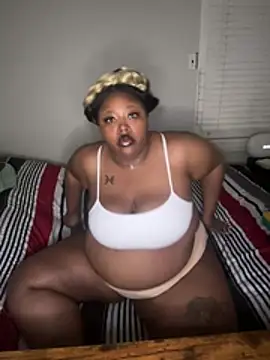 Chocolatebunnyxx96 webcam