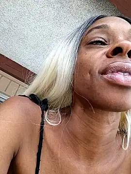 Jasmine_FullsShine webcam