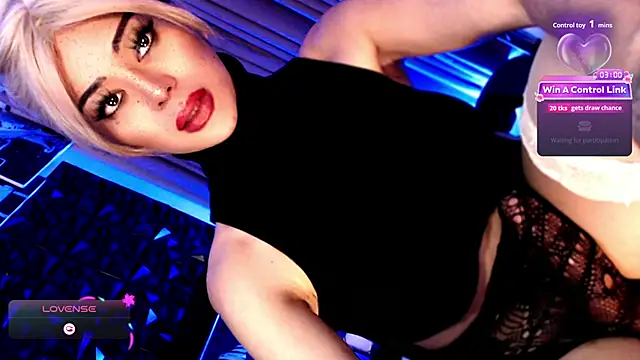 KYLIE_SHEMALE webcam